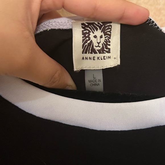 Anne Klein Casual Top Short Sleeve Black Blouse Size L - Picture 3 of 4